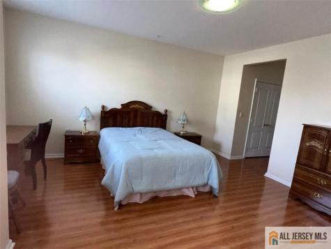 2206 Ambassador Court Franklin NJ 08873