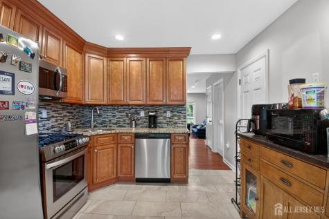 103 Aspen Drive North Brunswick NJ 08902