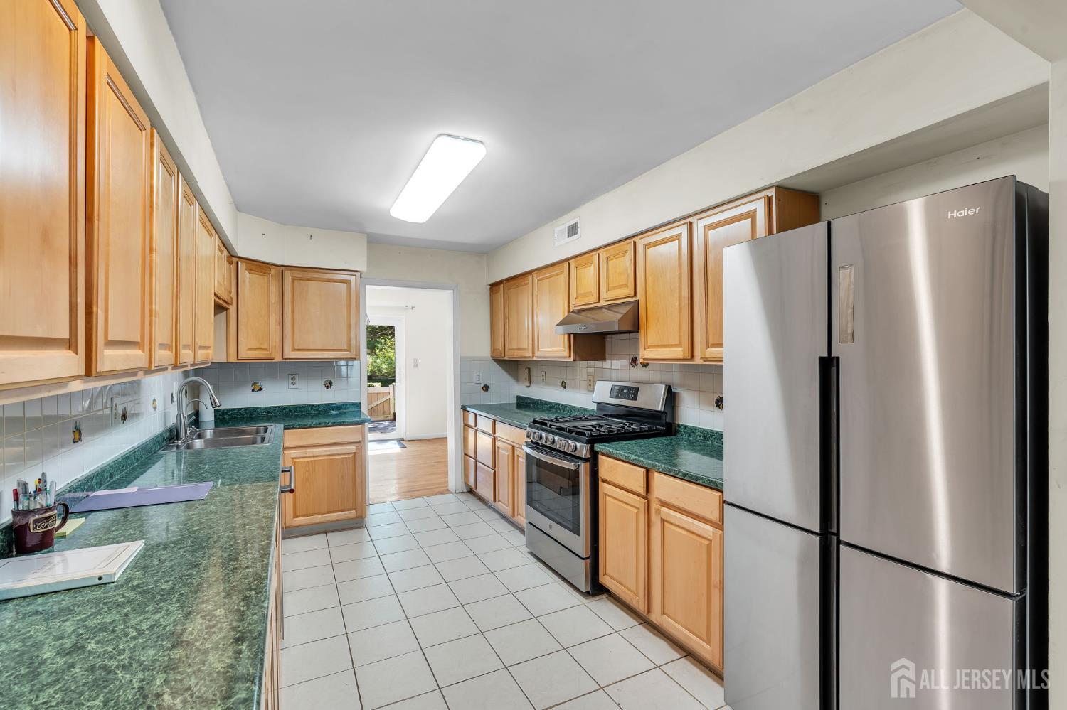 168 Thoreau Drive Plainsboro NJ 08536