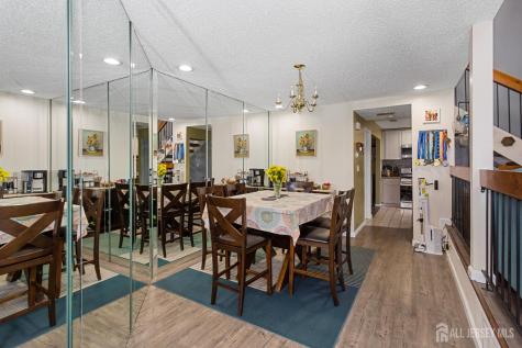 524 Westgate Drive Edison NJ 08820