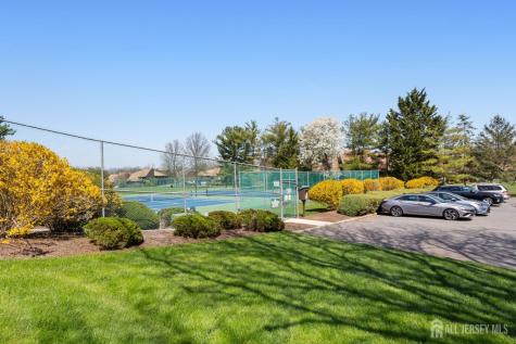 524 Westgate Drive Edison NJ 08820