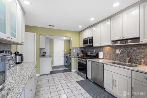 524 Westgate Drive Edison NJ 08820