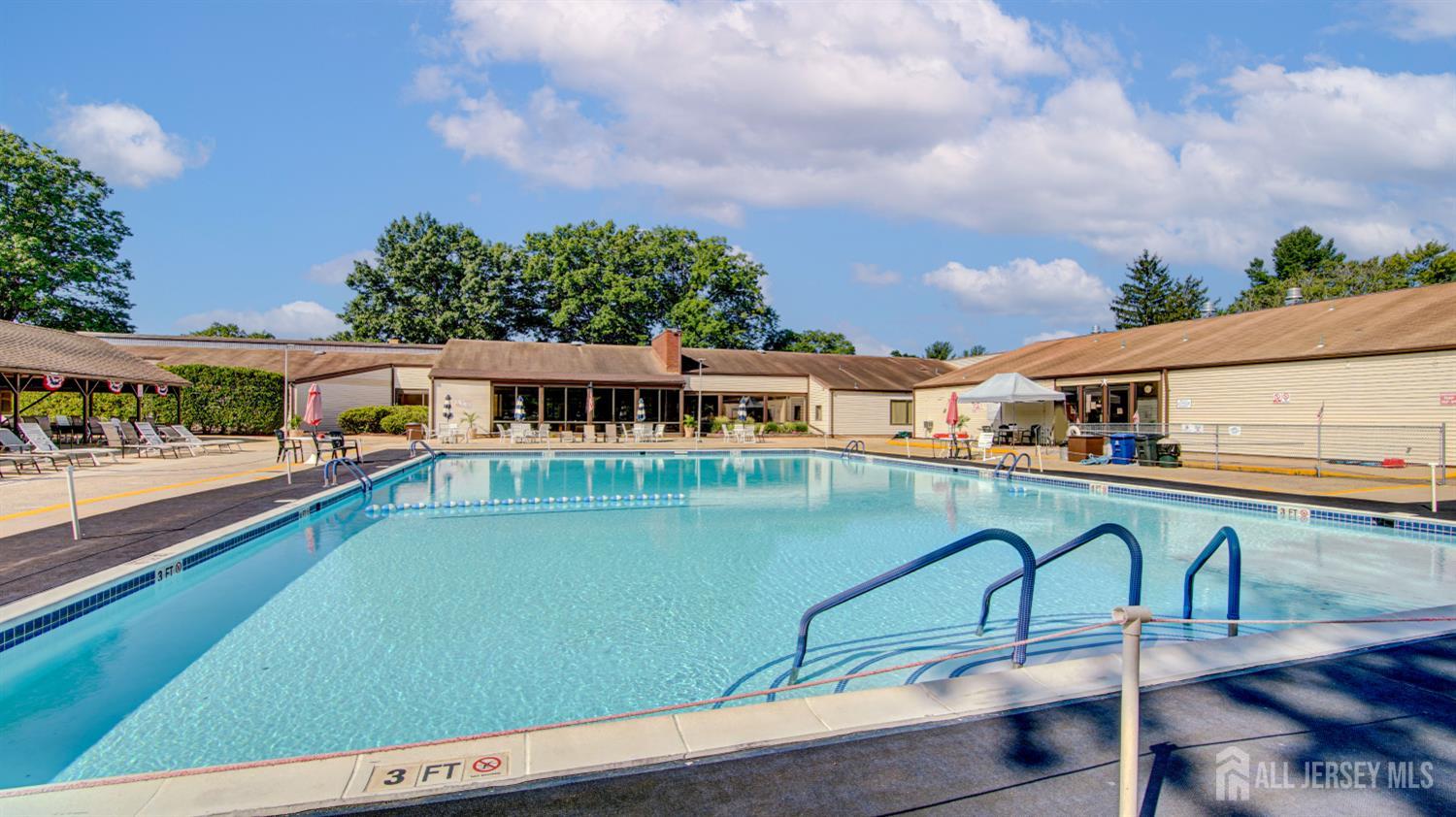86 Arrowood Road Manalapan NJ 07726