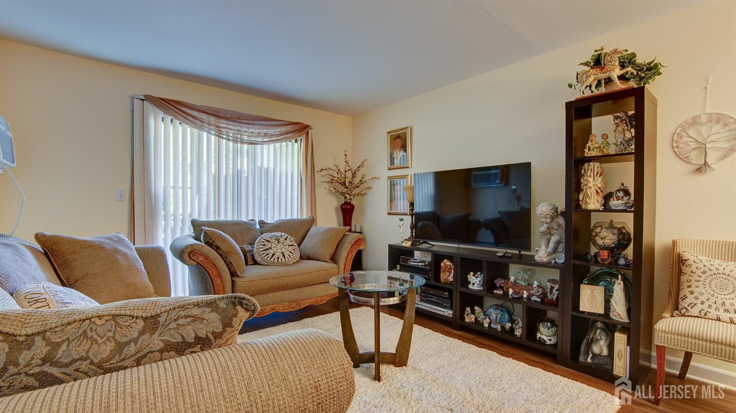 86 Arrowood Road Manalapan NJ 07726