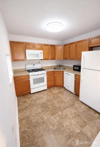 89 Albury Lane North Brunswick NJ 08902