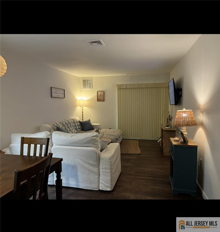 194 Yorkshire Court Old Bridge NJ 08857