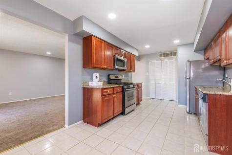1614 Edison Glen Terrace Edison NJ 08837