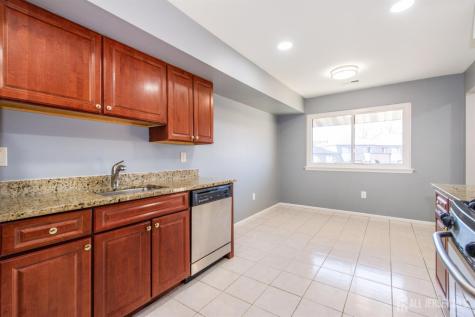 1614 Edison Glen Terrace Edison NJ 08837