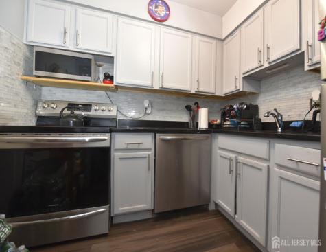 34 Woodmere Court Freehold NJ 07728