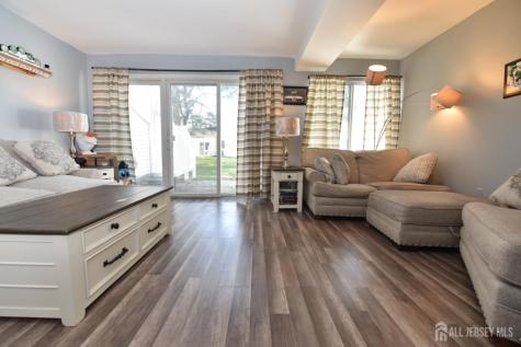 34 Woodmere Court Freehold NJ 07728