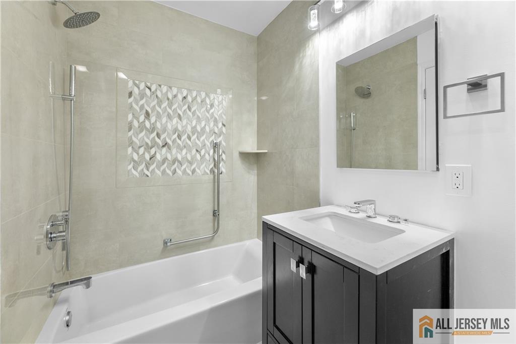 13 Canterbury Drive Monroe NJ 08831