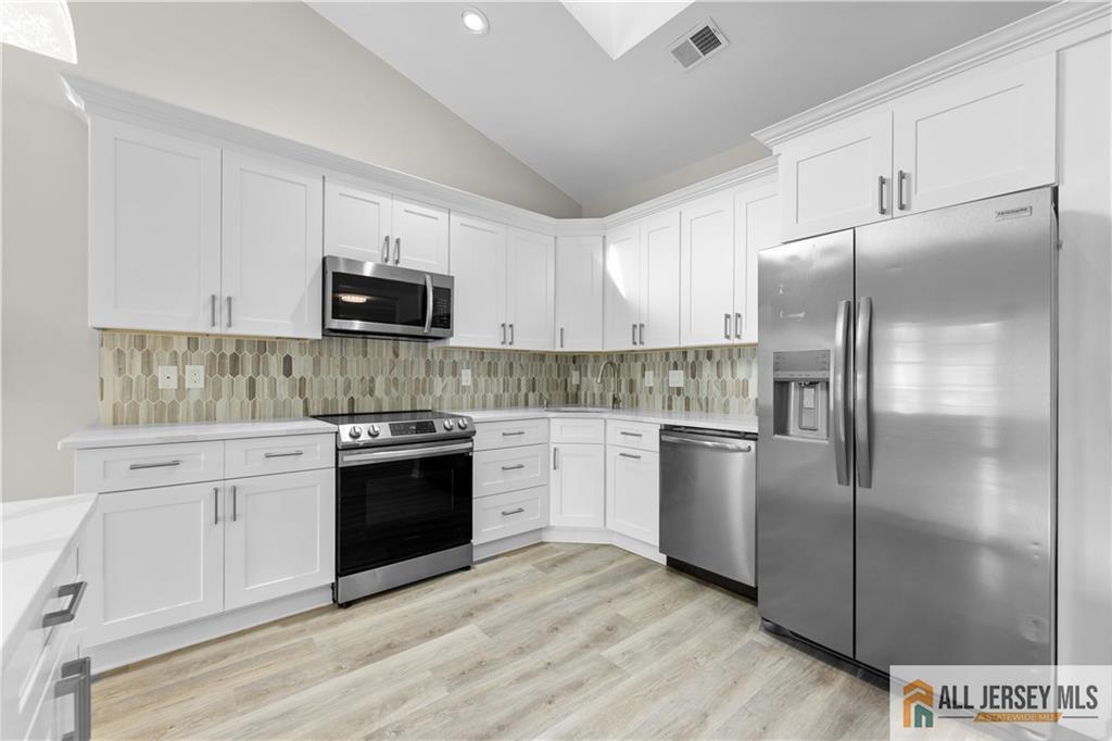 13 Canterbury Drive Monroe NJ 08831
