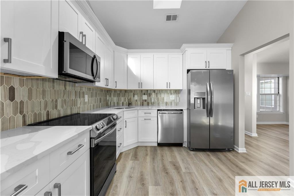 13 Canterbury Drive Monroe NJ 08831