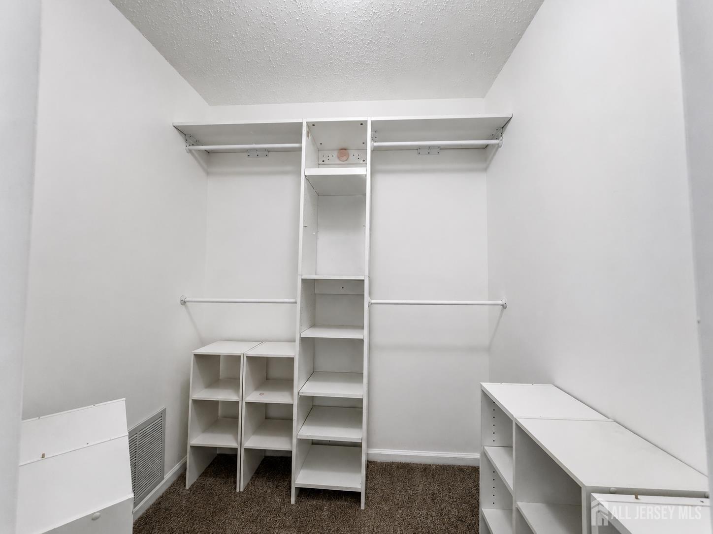 151-151 Prestwick Way Edison NJ 08820