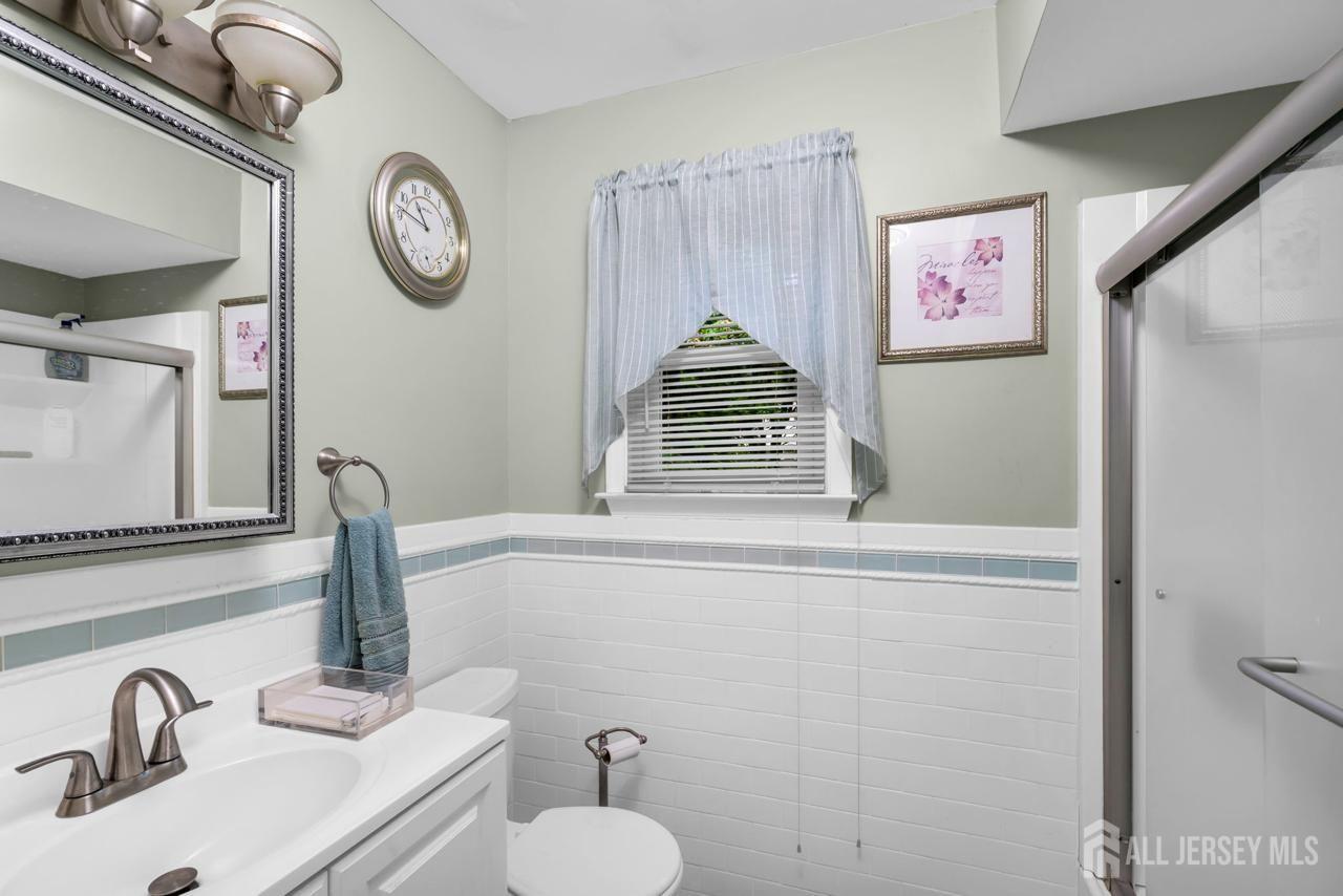 402 Silver Court Hamilton NJ 08690