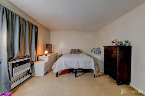 1303 Cricket Lane Woodbridge Proper NJ 07095