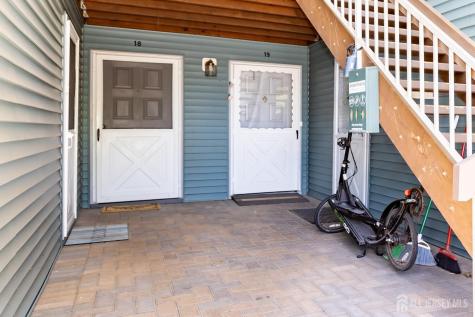 18 Steeplechase Court Franklin Twsp NJ 08873