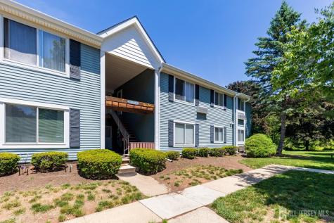 18 Steeplechase Court Franklin Twsp NJ 08873
