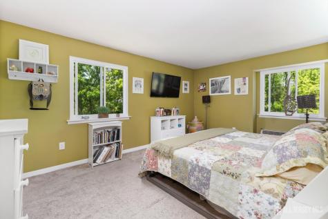 18 Steeplechase Court Franklin Twsp NJ 08873