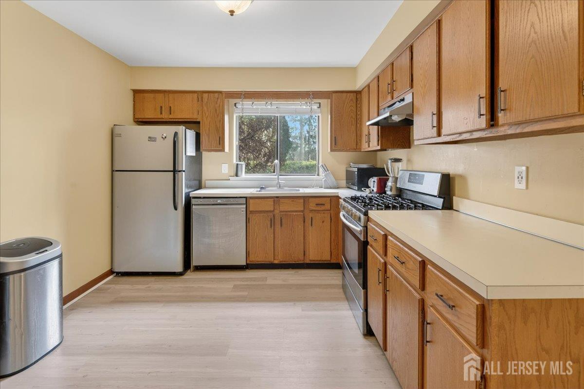 2312 Old Stone Mill Drive East Windsor NJ 08512