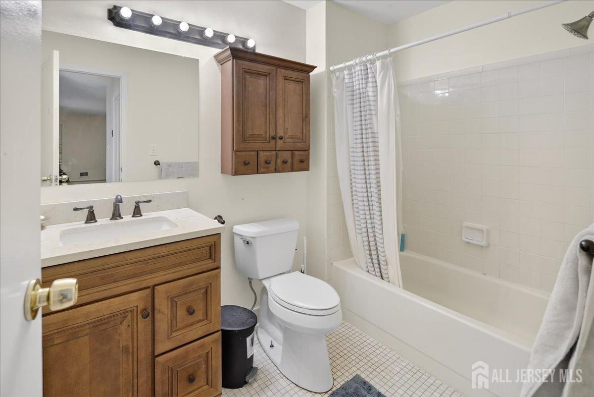 2312 Old Stone Mill Drive East Windsor NJ 08512