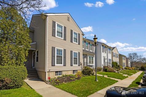 43 Lantern Lane Sayreville NJ 08872