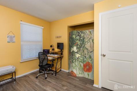 43 Lantern Lane Sayreville NJ 08872