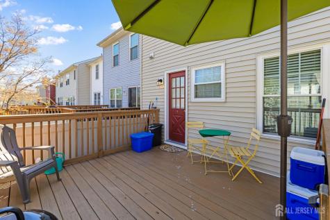 43 Lantern Lane Sayreville NJ 08872