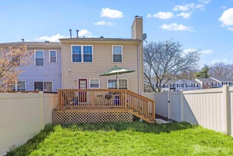 43 Lantern Lane Sayreville NJ 08872