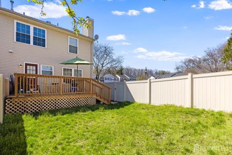 43 Lantern Lane Sayreville NJ 08872