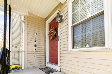 43 Lantern Lane Sayreville NJ 08872