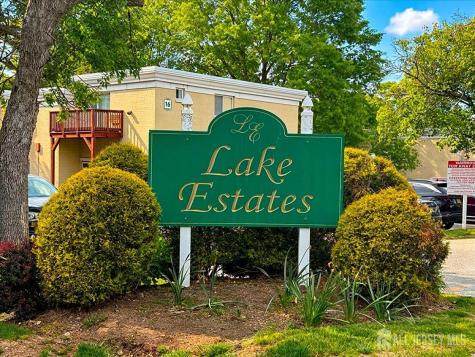 7 Lake Avenue East Brunswick NJ 08816