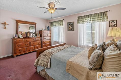 1213 Lindera Plaza Monroe NJ 08831