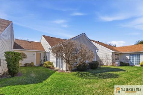 1213 Lindera Plaza Monroe NJ 08831
