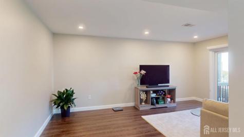 3807 Birchwood Court North Brunswick NJ 08902