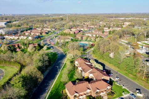 3807 Birchwood Court North Brunswick NJ 08902