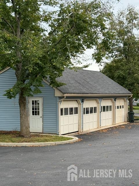 8 Benjamin Franklin Drive Monroe NJ 08831