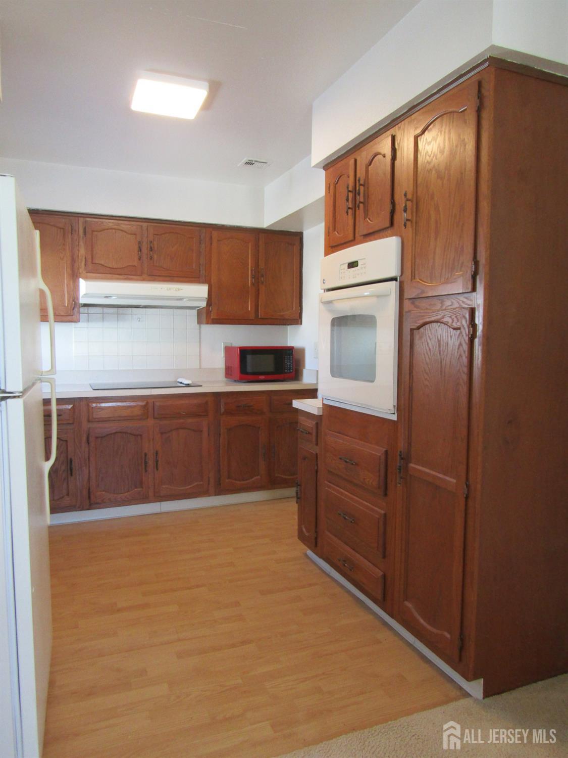 538 Sutton Way Monroe NJ 08831