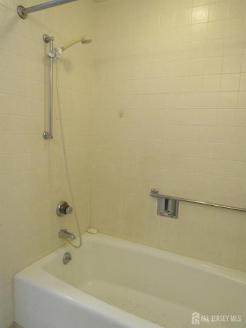 538 Sutton Way Monroe NJ 08831