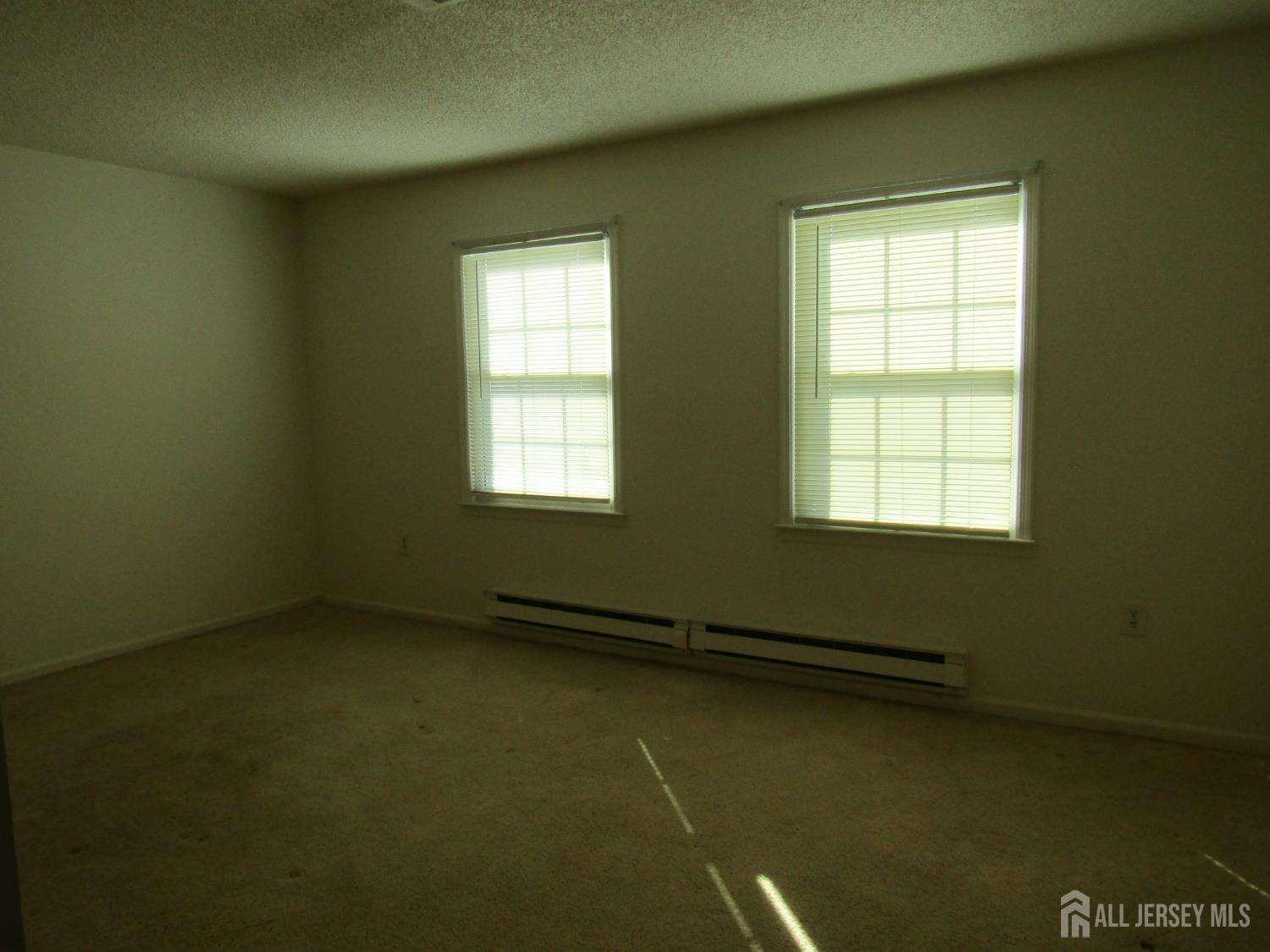 538 Sutton Way Monroe NJ 08831