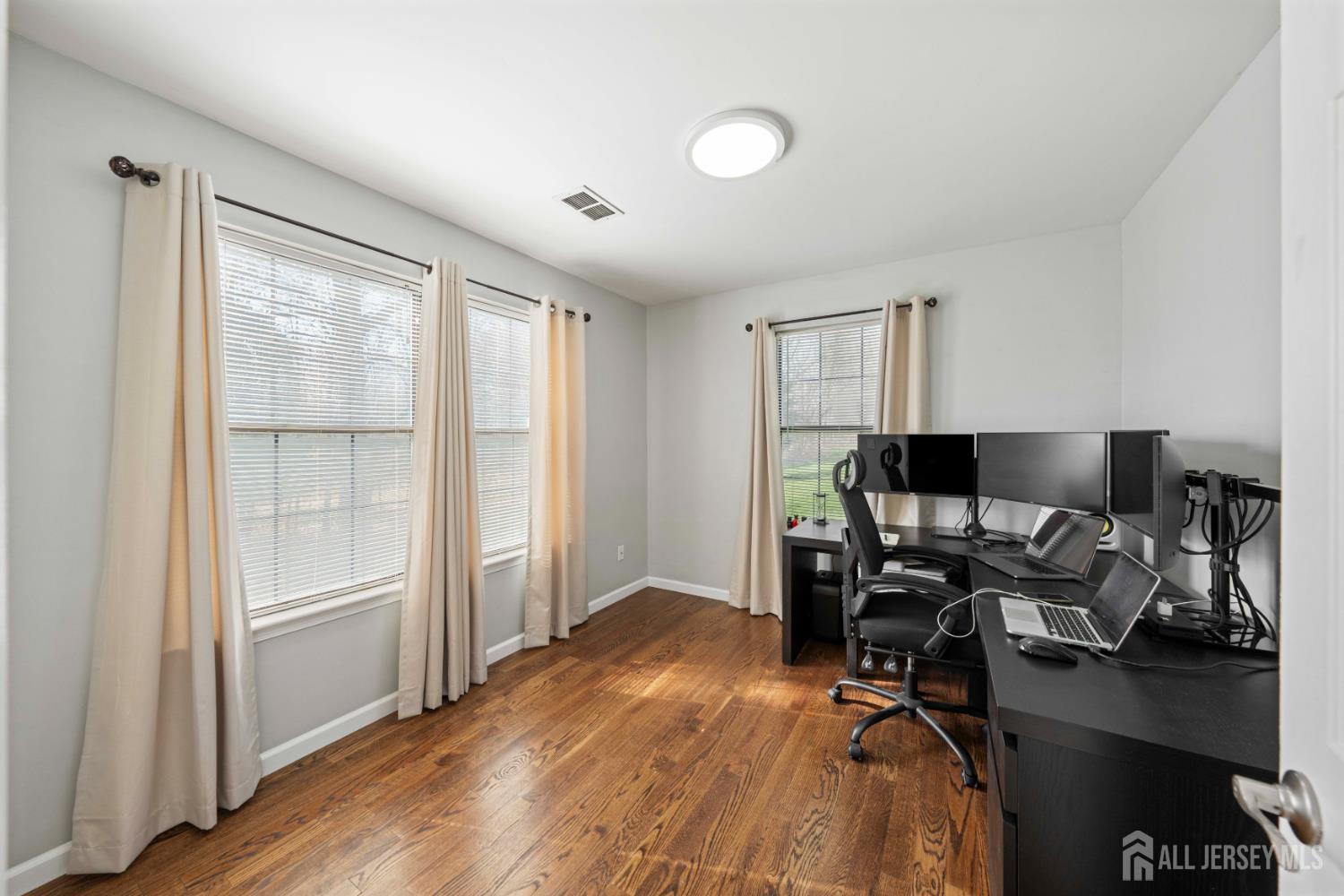 2706 Lighthouse Lane Parlin NJ 08859