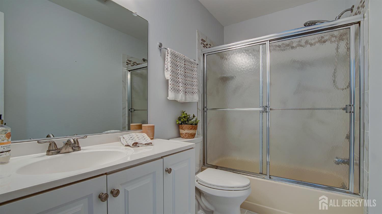 7 Betsy Ross Drive Monroe NJ 08831