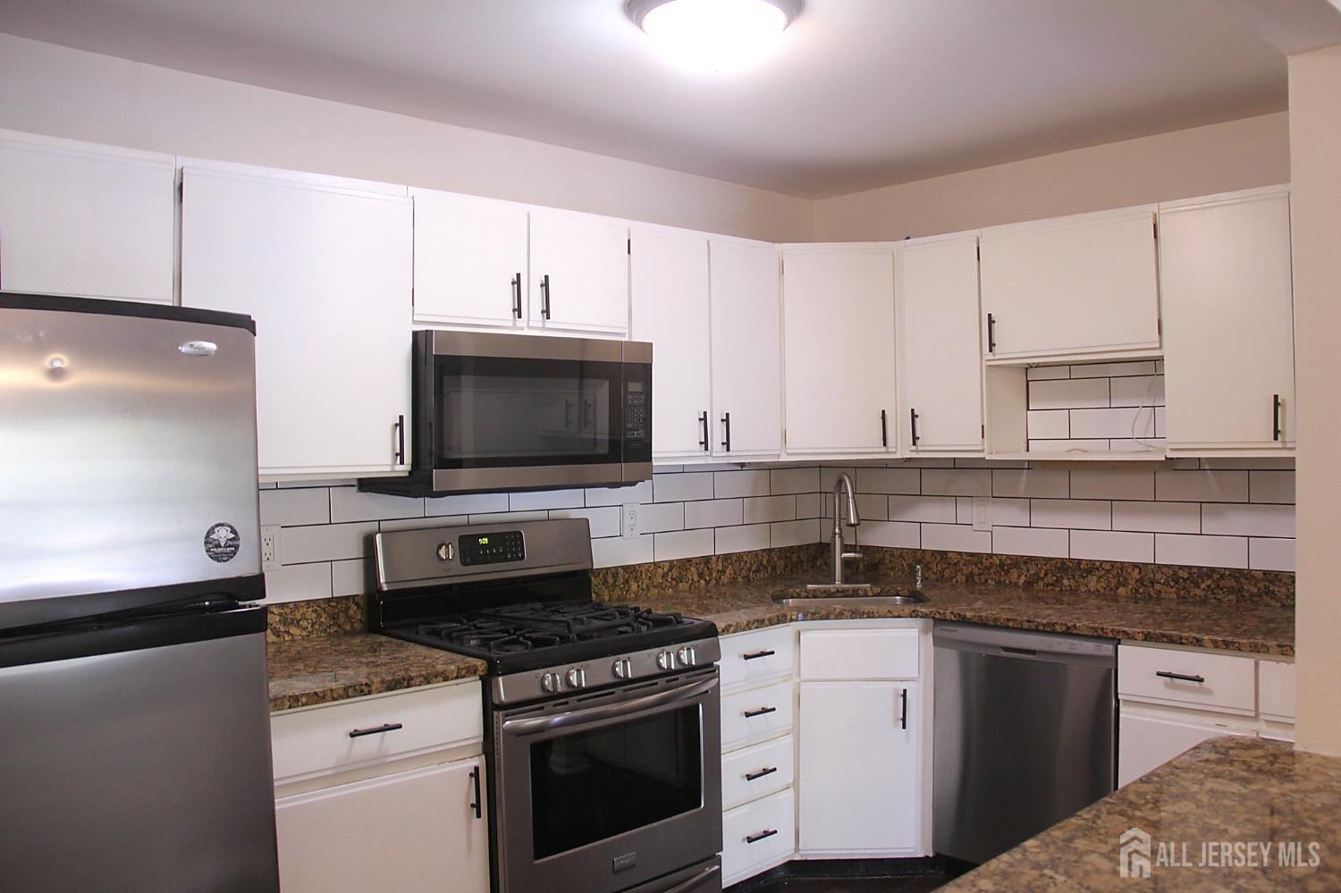 405 Chester Court Helmetta NJ 08828