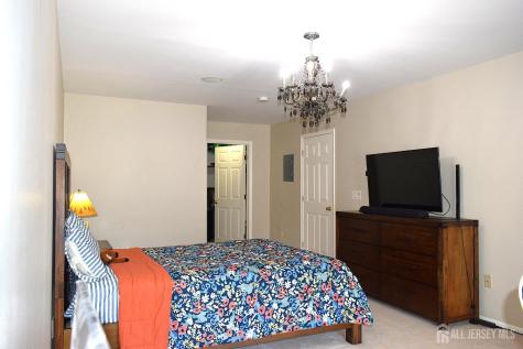 168 Vasser Drive Piscataway NJ 08854