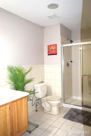 168 Vasser Drive Piscataway NJ 08854