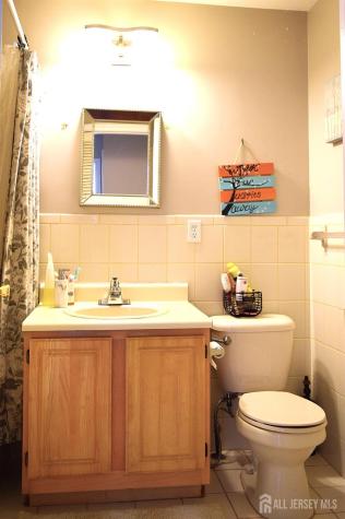 168 Vasser Drive Piscataway NJ 08854