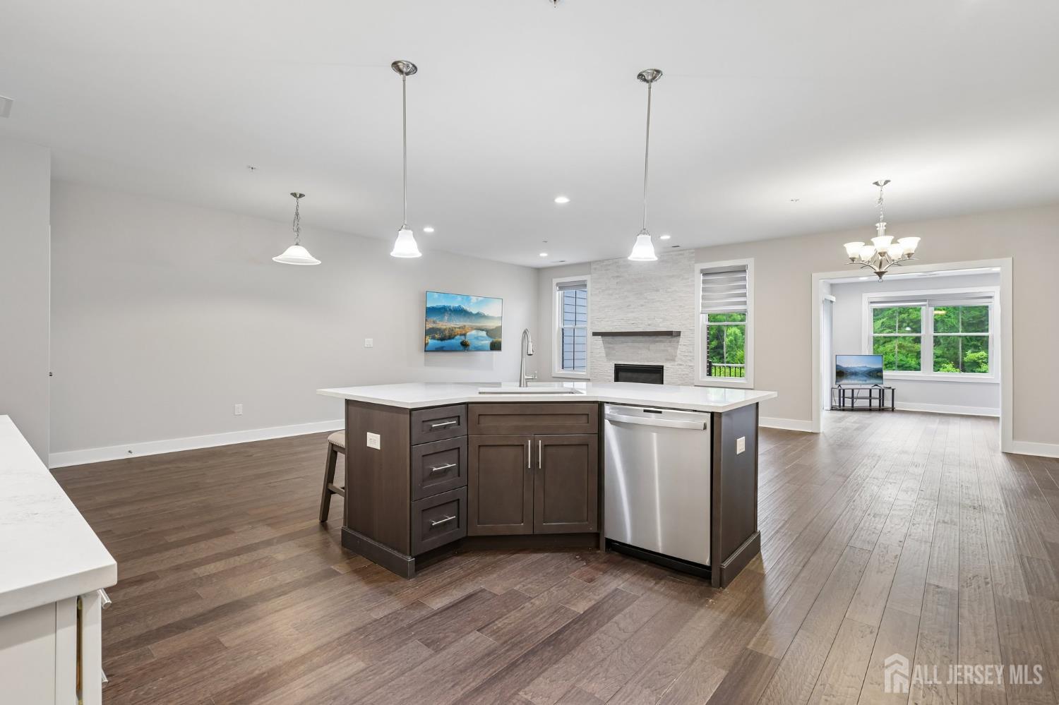 52 Riverwalk Plainsboro NJ 08536