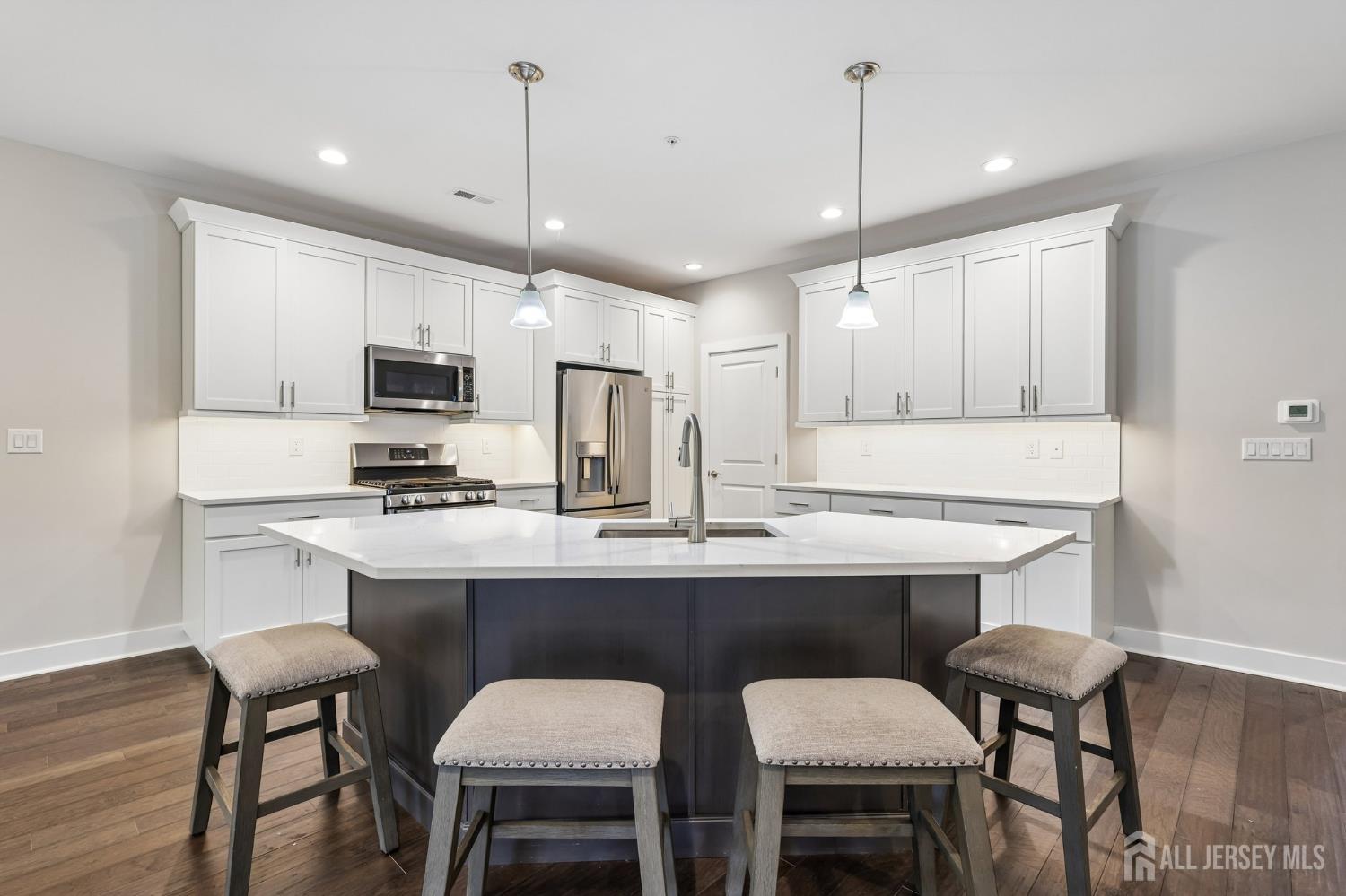 52 Riverwalk Plainsboro NJ 08536