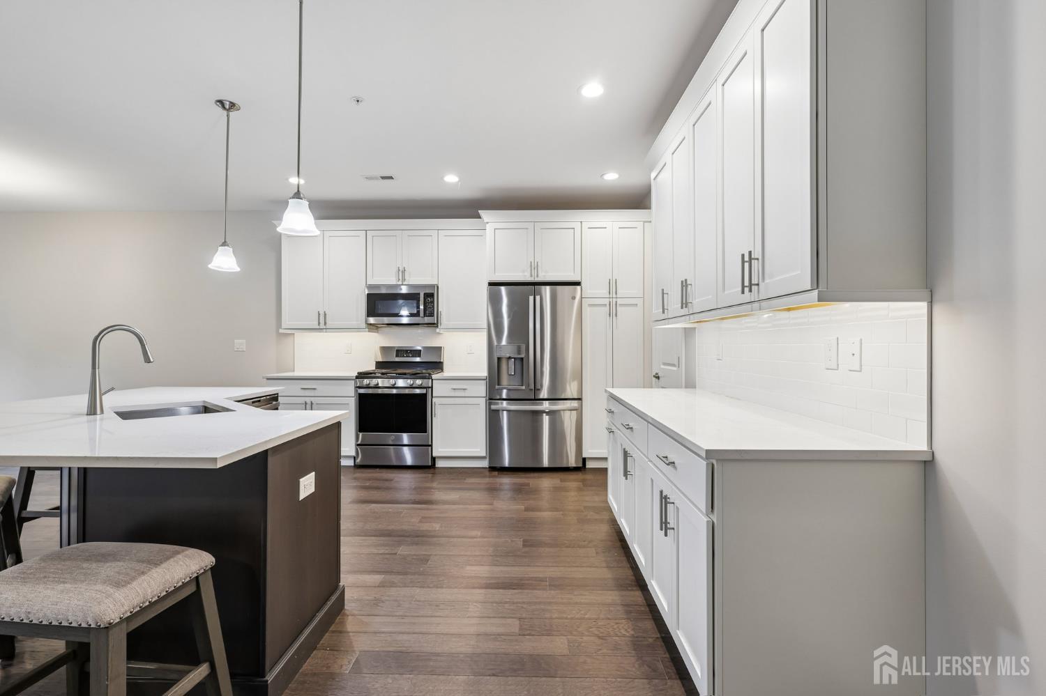 52 Riverwalk Plainsboro NJ 08536