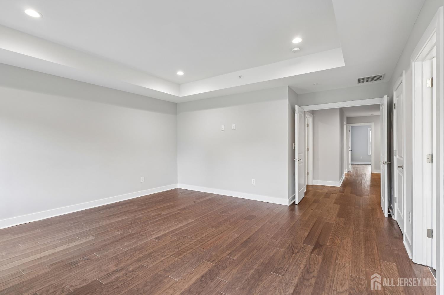 52 Riverwalk Plainsboro NJ 08536